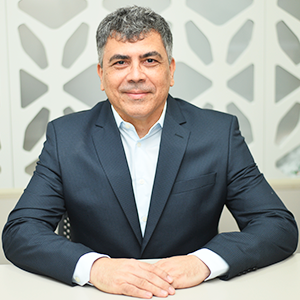 Dr. Guilherme Meireles