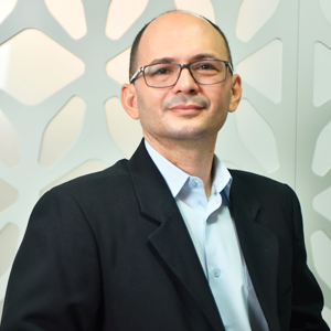Dr. Francisco José  Araújo
